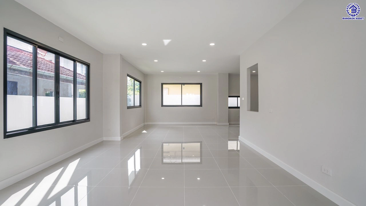 บ้านมือสองตกแต่งใหม่ คุณภาพแบรนด์ LH โครงการ ชลลดา บางบัวทอง ฟังก์ชันจัดเต็ม 4 ห้องนอน 3 ห้องน้ำ จอดรถได้ 2 คัน บนเนื้อที่ 100 ตร.ว. พื้นที่ใช้สอย 277.67 ตร.ม. พร้อม Facilities ครบ บนทำเลคุณภาพ เชื่อมต่อได้หลายเส้นทาง ใกล้เซ็นทรัลเวสต์เกต และรถไฟฟ้าสายสีม่วง "สถานีบางพลู"