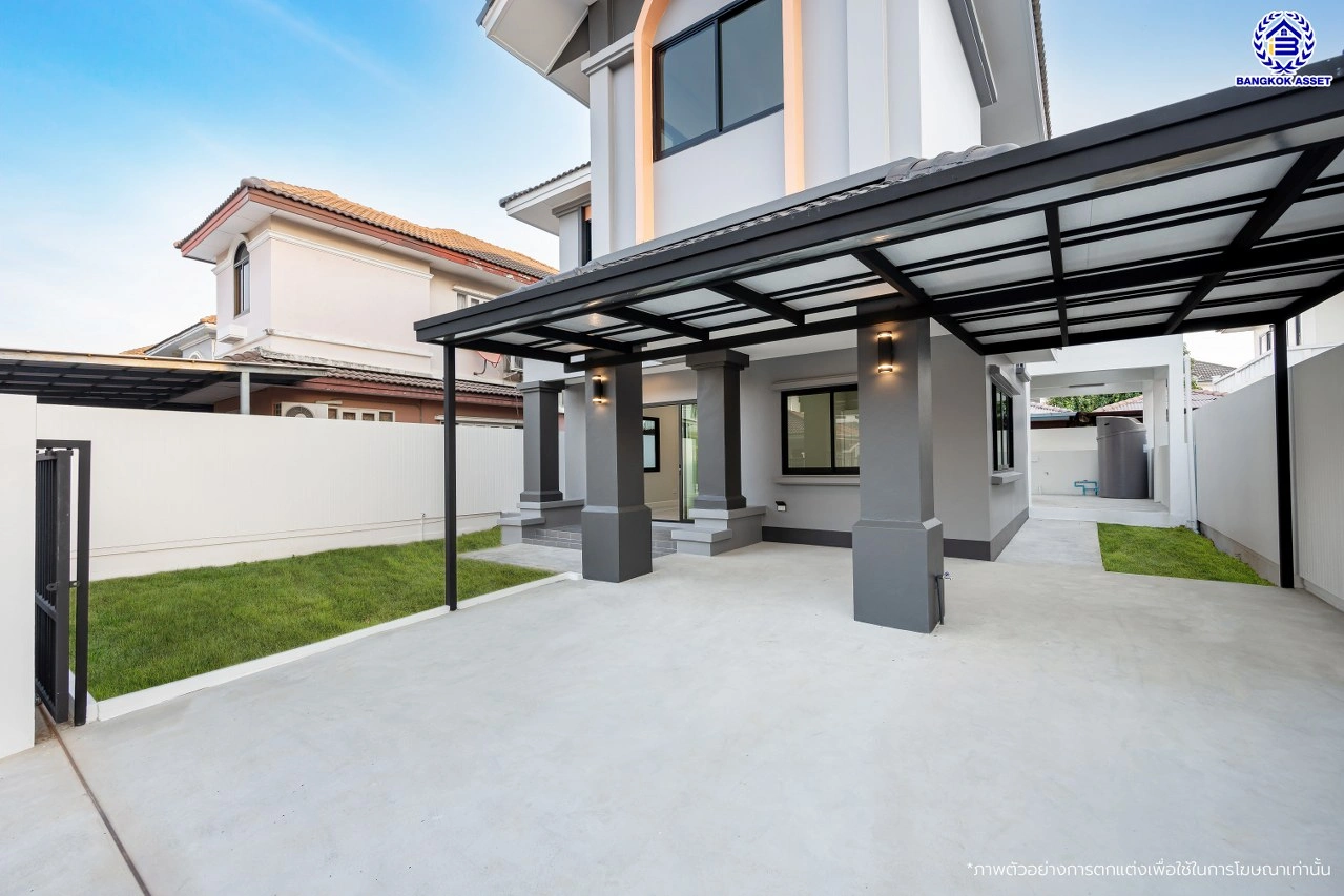 บ้านมือสองตกแต่งใหม่ โครงการ ชัยพฤกษ์ บางบัวทอง เนื้อที่ 55.5 ตร.ว. พื้นที่ใช้สอย 229.62 ตร.ม. ฟังก์ชัน 4 ห้องนอน 2 ห้องน้ำ จอดรถได้ 2 คัน พร้อม Facilities โครงการครบครัน ทำเลติดถนนบางกรวย-ไทรน้อย เชื่อมต่อถนนกาญจนาภิเษก ใกล้เซ็นทรัลเวสต์เกต และรถไฟฟ้าสายสีม่วง "สถานีบางพลู"